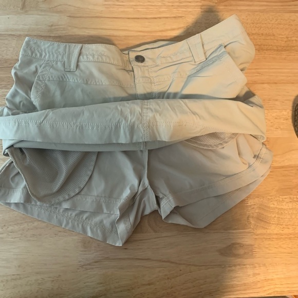 Eddie Bauer Tan Skirt with shorts underneath Size 8 - Picture 8 of 10